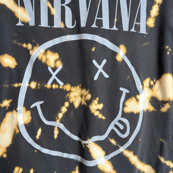 DIY Bleach Dyed Gap Nirvana Graphic Tee - Picture 2 of 8